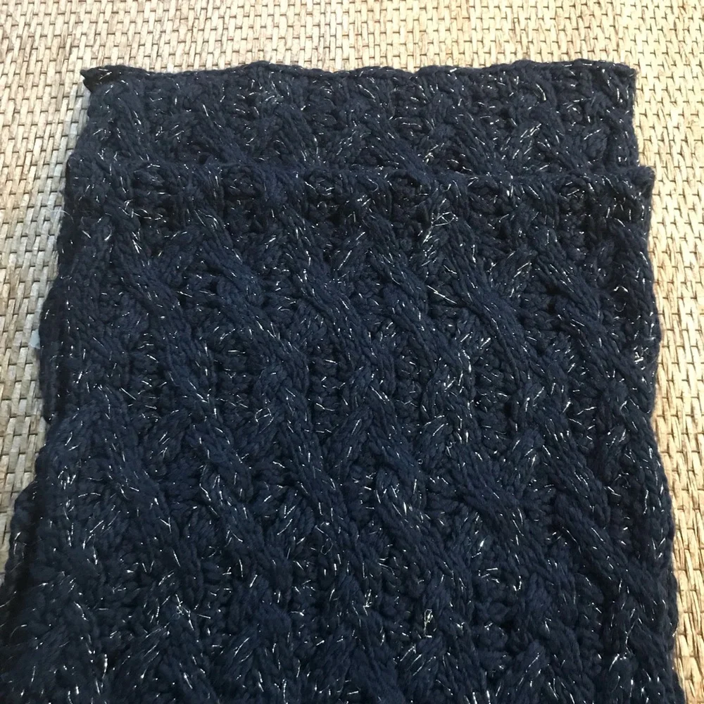 H&M Scarf Wrap Black Gold